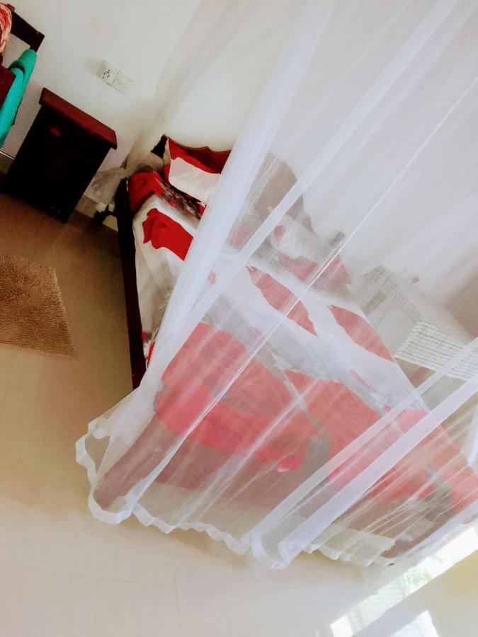 New Red Rose Ella公寓 外观 照片